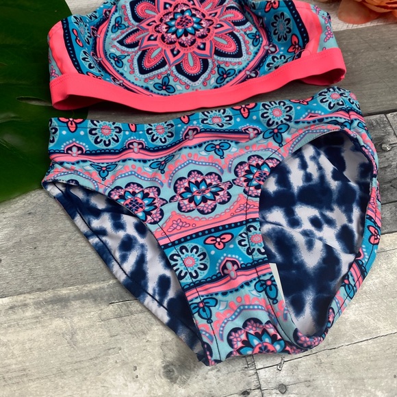 Justice medallion reversible swimsuit bikini girls - Picture 3 of 7